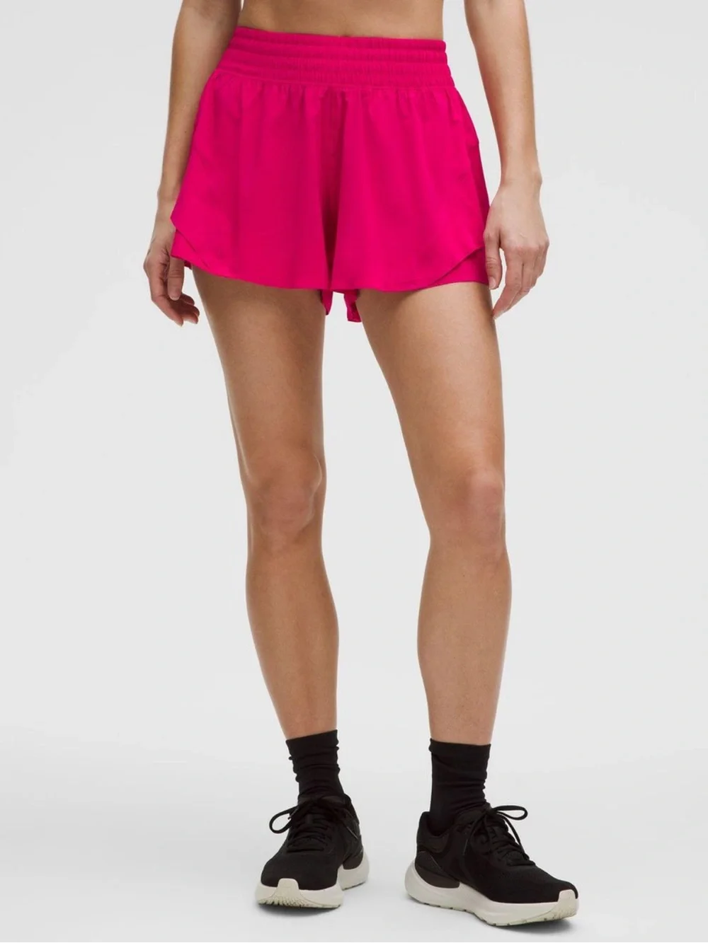 Lululemon Shake It Out 2.5” Shorts Size large